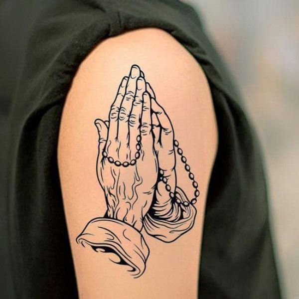 Khám phá bí ẩn đằng sau hình xăm đôi bàn tay cầu nguyện  Hình xăm đôi  Jesus tattoo Hình xăm